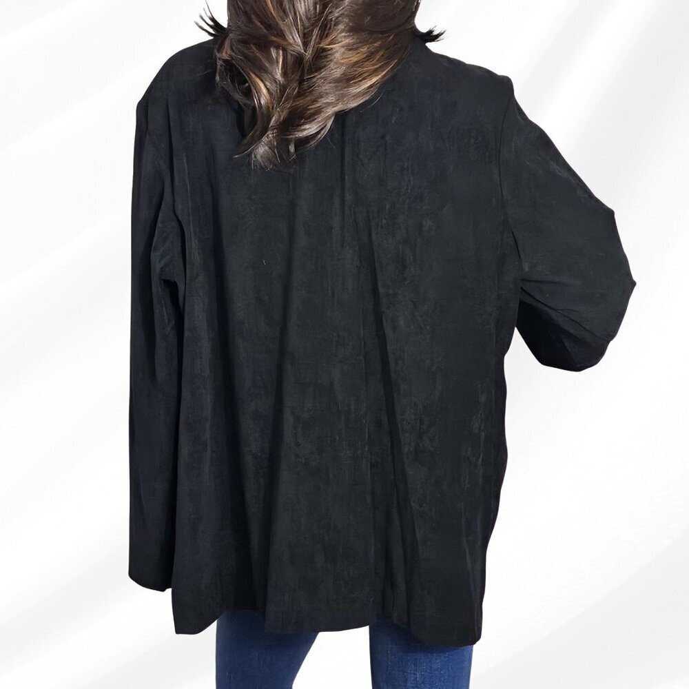 2/$50 Susan Graver Black Embroidered Floral Top 2X Padded Shoulders - Picture 2 of 6